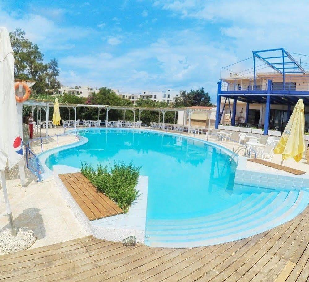 Hotel Vergina Lagonisi Exterior foto